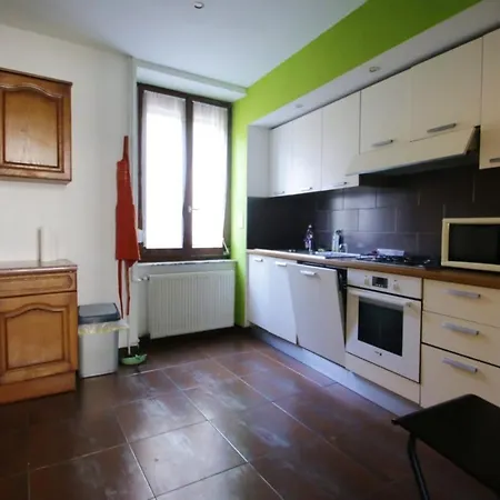 Maison Spacieuse A Avec Parking Inclus Ferienhaus *
